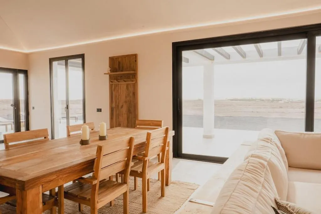 Villa Seaweeds Roque