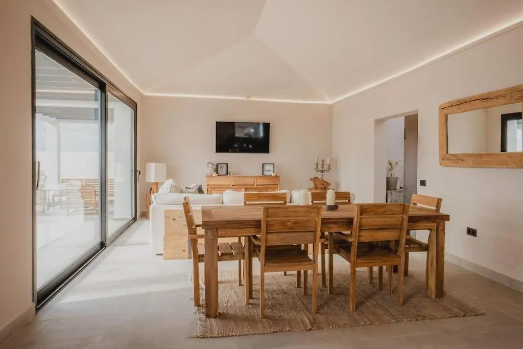 Villa Seaweeds Roque